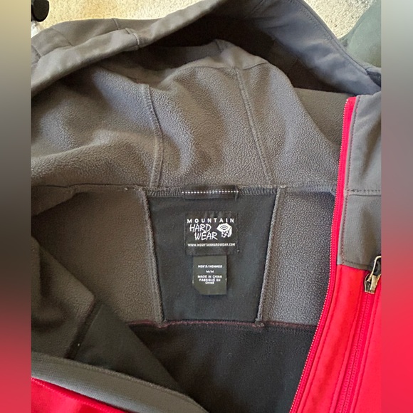 Mountain Hardwear Red and Black Softshell Jacket - Picture 3 of 7